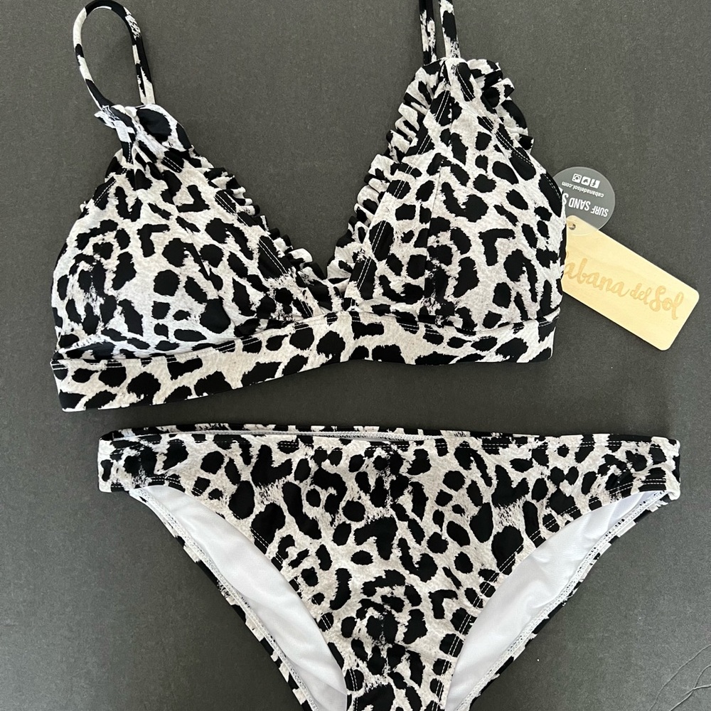 Cabana del Sol Black & White Leopard Print Bikini Set size medium